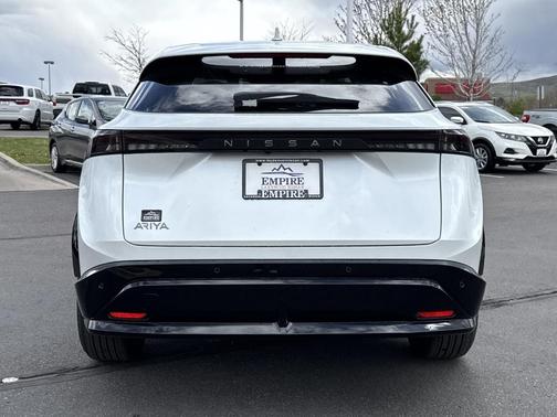 2025 Nissan ARIYA ENGAGE