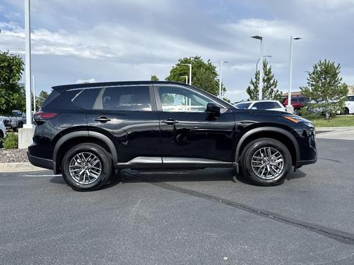 2025 Nissan Rogue S