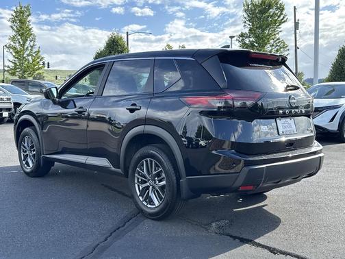 2025 Nissan Rogue S