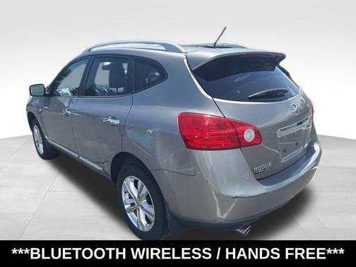 Platinum Graphite Metallic 2013 Nissan Rogue SV