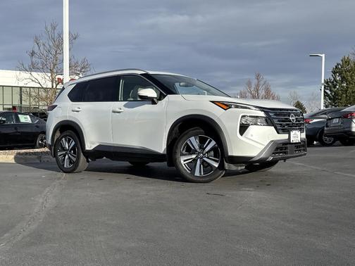 2024 Nissan Rogue SL