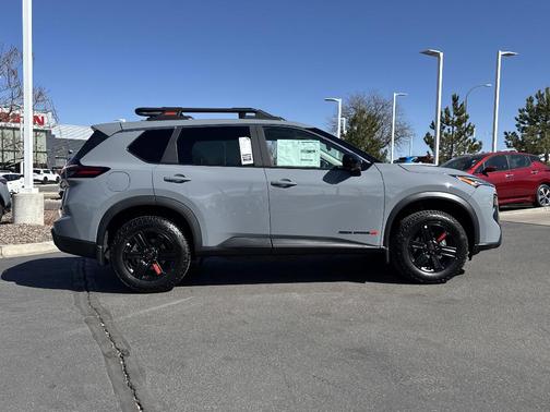 2025 Nissan Rogue Rock Creek