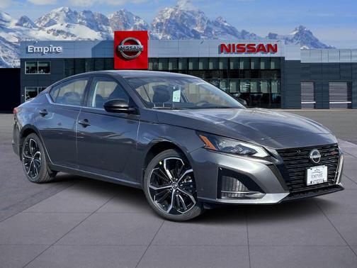 2025 Nissan Altima SR