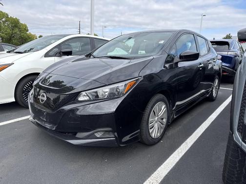 2024 Nissan Leaf S
