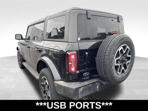 Shadow Black 2022 Ford Bronco Outer Banks