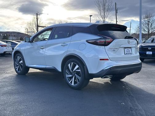 2023 Nissan Murano SL