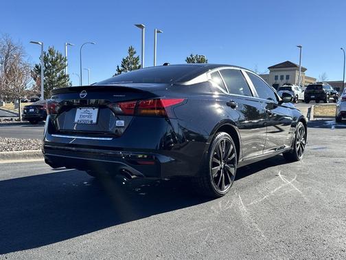 2022 Nissan Altima 2.5 SR