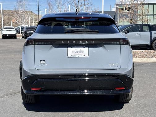 2025 Nissan ARIYA EVOLVE+