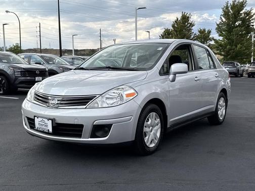 2011 Nissan Versa 1.8 S
