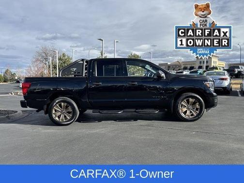 2024 Nissan Titan SV