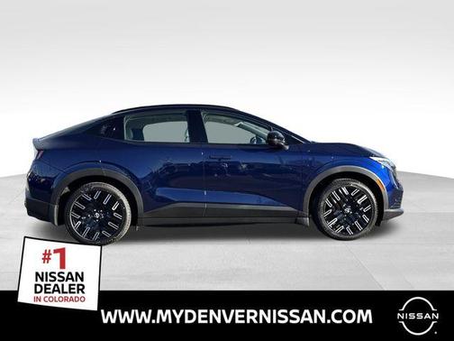 Deep Ocean Blue 2026 Nissan Leaf PLATINUM+