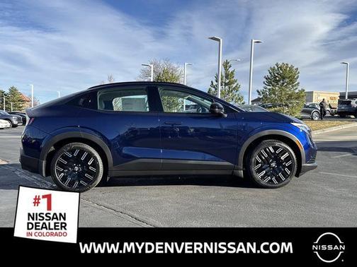 Deep Ocean Blue 2026 Nissan Leaf PLATINUM+