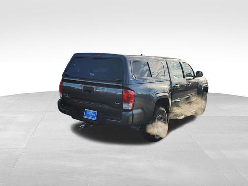 2016 Toyota Tacoma SR