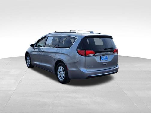 Billet Silver Metallic Clearcoat 2020 Chrysler Pacifica Touring