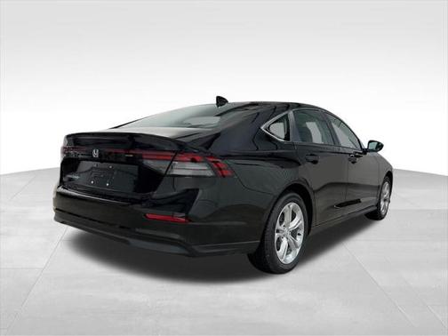 2025 Honda Accord LX 1.5T