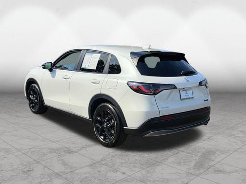Platinum White Pearl 2025 Honda HR-V Sport