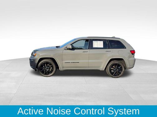 Sting-Gray Clearcoat 2021 Jeep Grand Cherokee Laredo