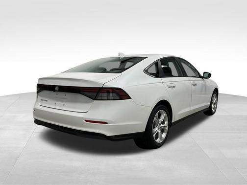2025 Honda Accord LX 1.5T