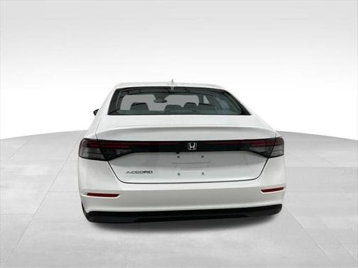 2025 Honda Accord LX 1.5T