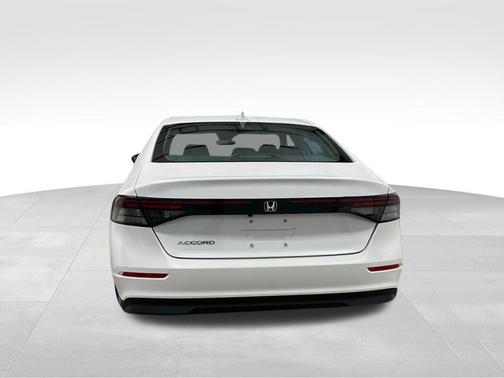 2025 Honda Accord LX 1.5T