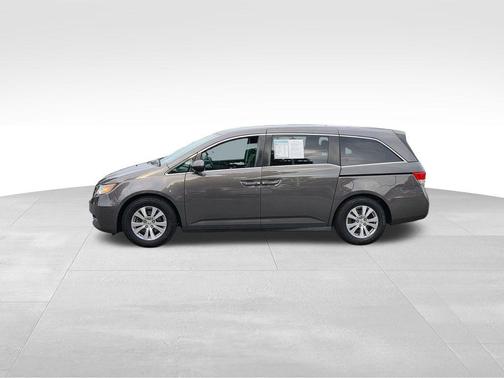 Modern Steel Metallic 2016 Honda Odyssey SE
