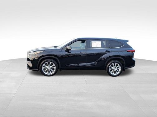 Midnight Black Metallic 2020 Toyota Highlander Limited
