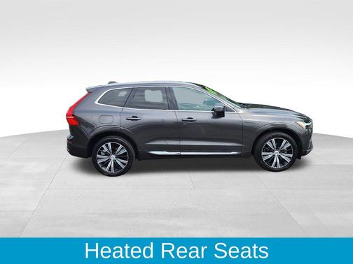2023 Volvo XC60 B5 Plus Bright Theme