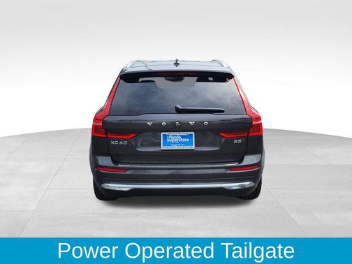 2023 Volvo XC60 B5 Plus Bright Theme