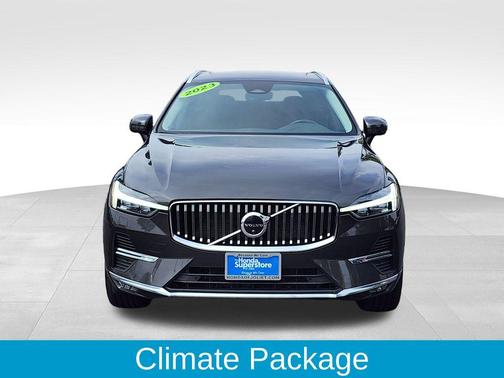 2023 Volvo XC60 B5 Plus Bright Theme
