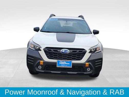 Crystal White Pearl 2022 Subaru Outback Wilderness