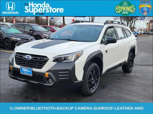 Crystal White Pearl 2022 Subaru Outback Wilderness