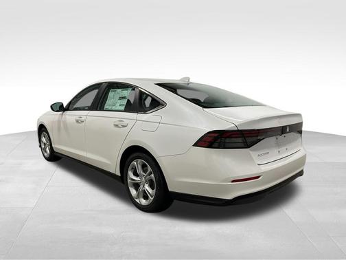 2025 Honda Accord LX 1.5T