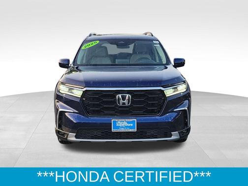 2025 Honda Pilot Touring 8-Passenger