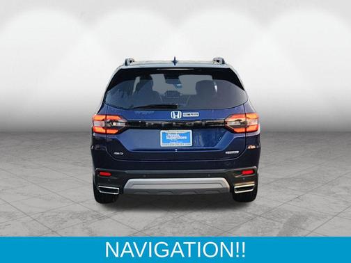 2025 Honda Pilot Touring 8-Passenger