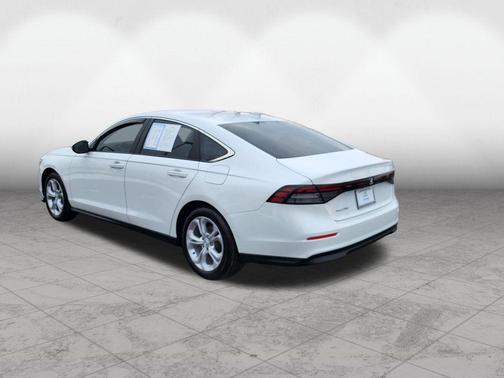 2025 Honda Accord LX 1.5T