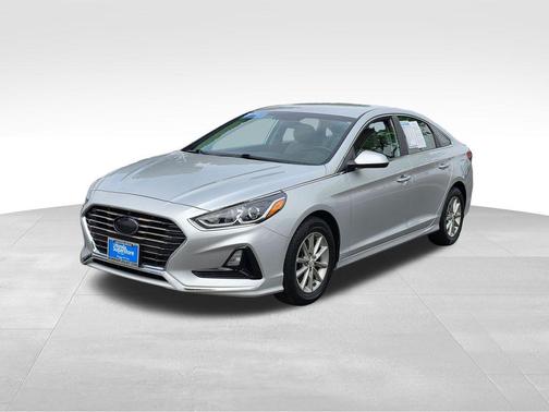 Symphony Silver 2018 Hyundai SONATA SE