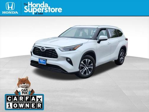 2024 Toyota Highlander LE I4