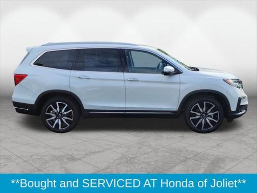 2022 Honda Pilot Touring 8-Passenger