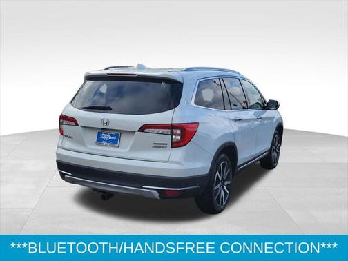 2022 Honda Pilot Touring 8-Passenger