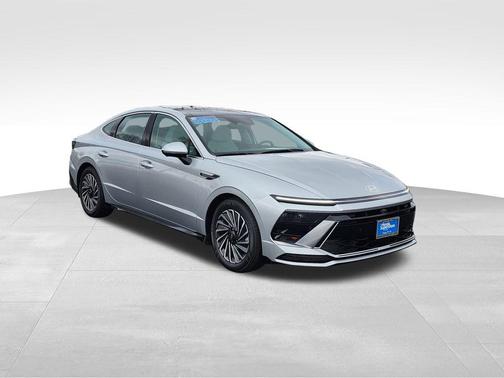 2024 Hyundai SONATA Hybrid Limited