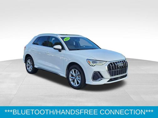 2023 Audi Q3 Premium