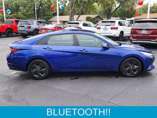 2021 Hyundai ELANTRA SEL