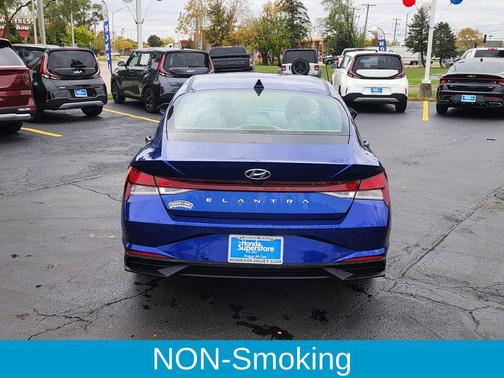 2021 Hyundai ELANTRA SEL