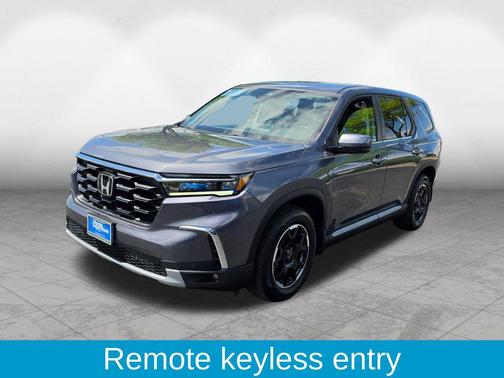 Modern Steel Metallic 2025 Honda Pilot EX-L+