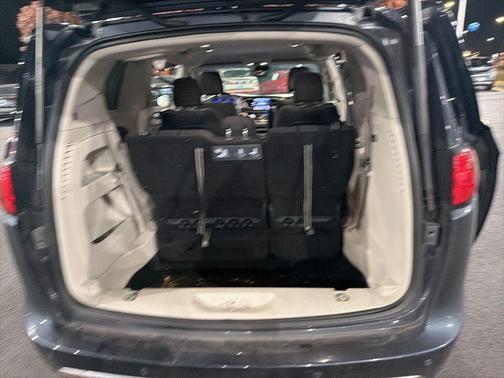 2020 Chrysler Pacifica Touring