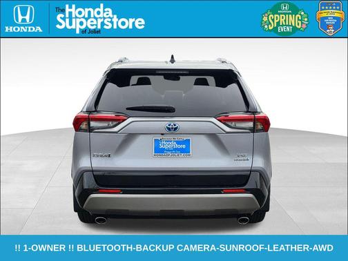 2022 Toyota RAV4 Hybrid SE