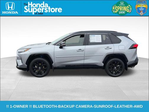 2022 Toyota RAV4 Hybrid SE