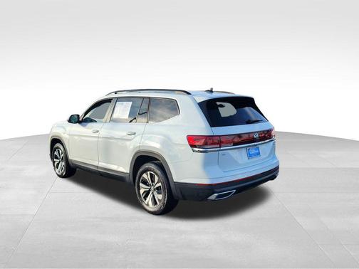 2024 Volkswagen Atlas 2.0T SE