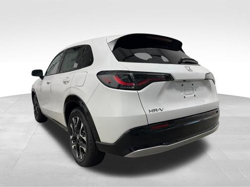 Platinum 2027 Honda HR-V EX-L