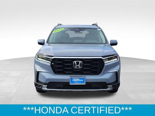 2025 Honda Pilot Touring 8-Passenger